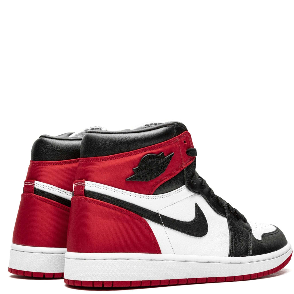 AIR JORDAN 1 RETRO HIGH SATIN BLACK TOE (W)